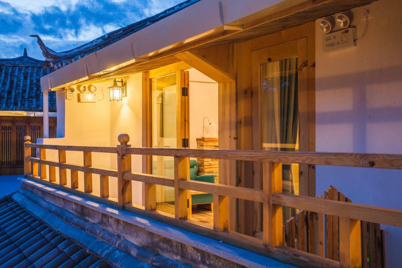Eden Court Hotel Lijiang  Buitenkant foto